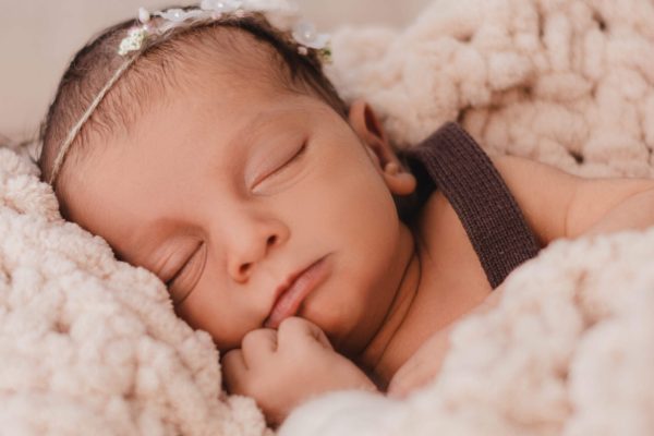 Newborn-Homestory5501-Bearbeitet-scaled
